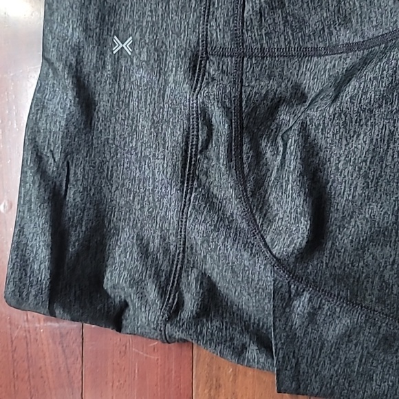 Womens Xersion Capri leggings with pockets size medium - Picture 14 of 14